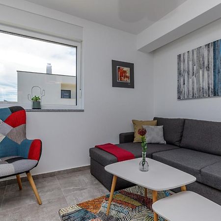 Sabena Apartment With Private Whirlpool Пореч Екстериор снимка